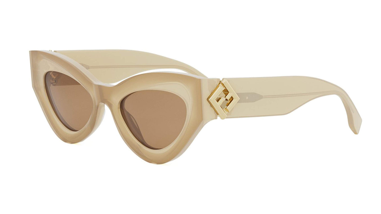Fendi FE40146I - Ivory